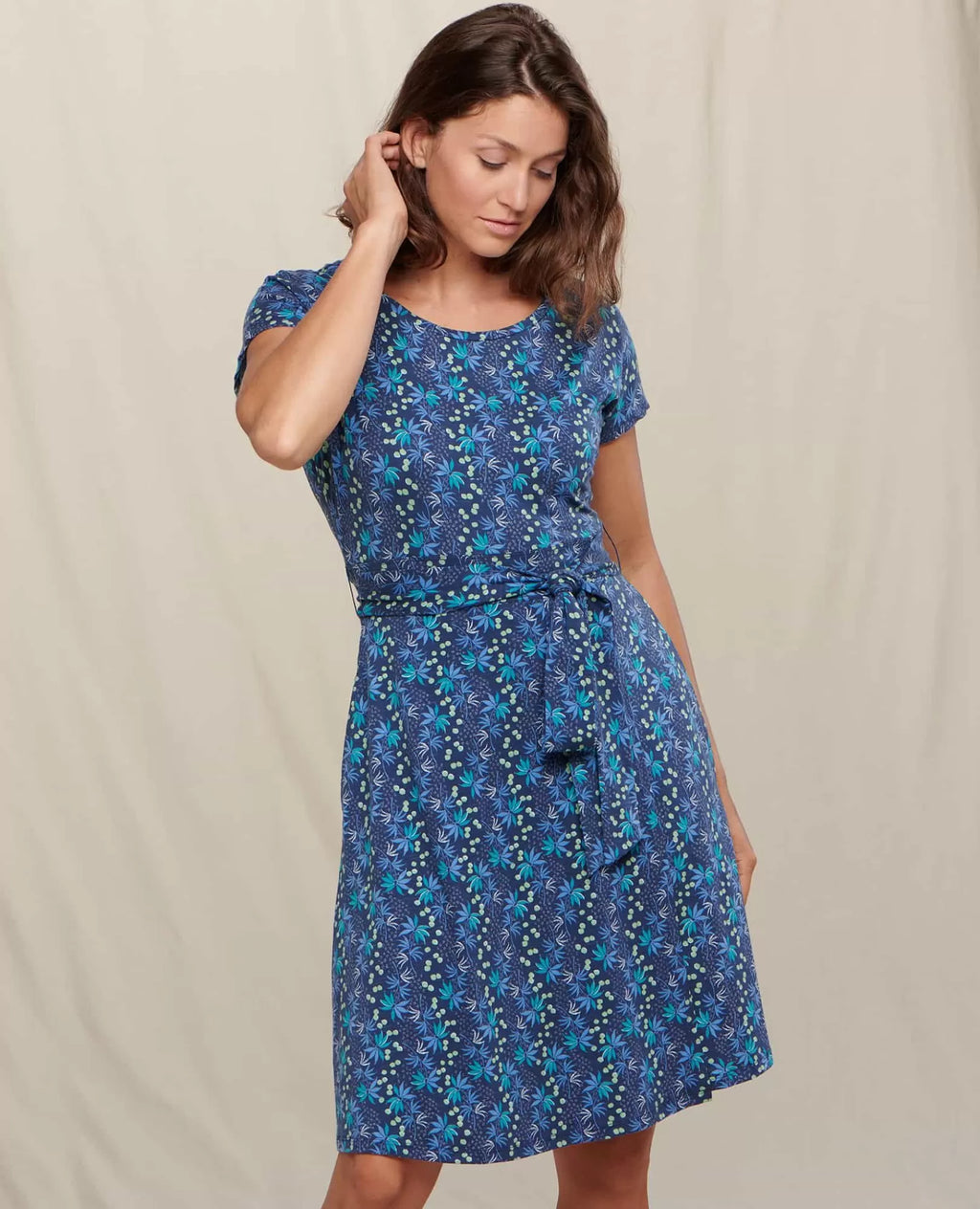 Cheap Cue Wrap Short Sleeve Dress