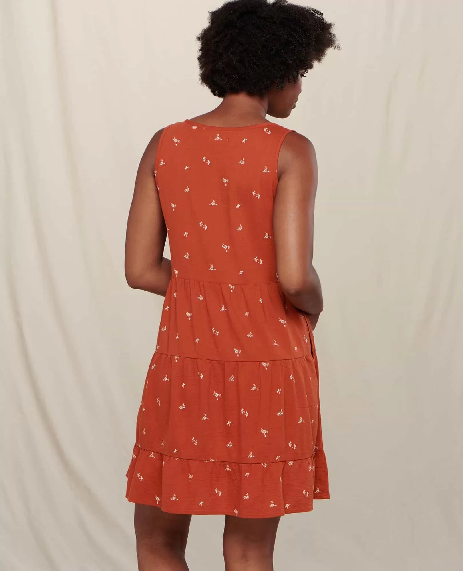 Manzana Tiered Sleeveless Dress
